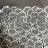 Chantilly Lace - Fanning Leaves - White